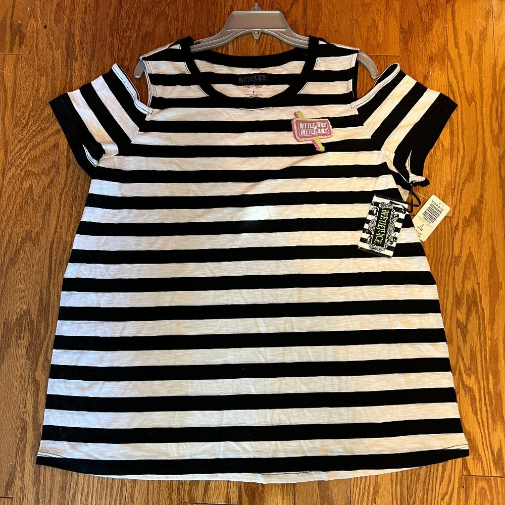 NWT Torrid BEETLEJUICE womens top size 2X 18-20